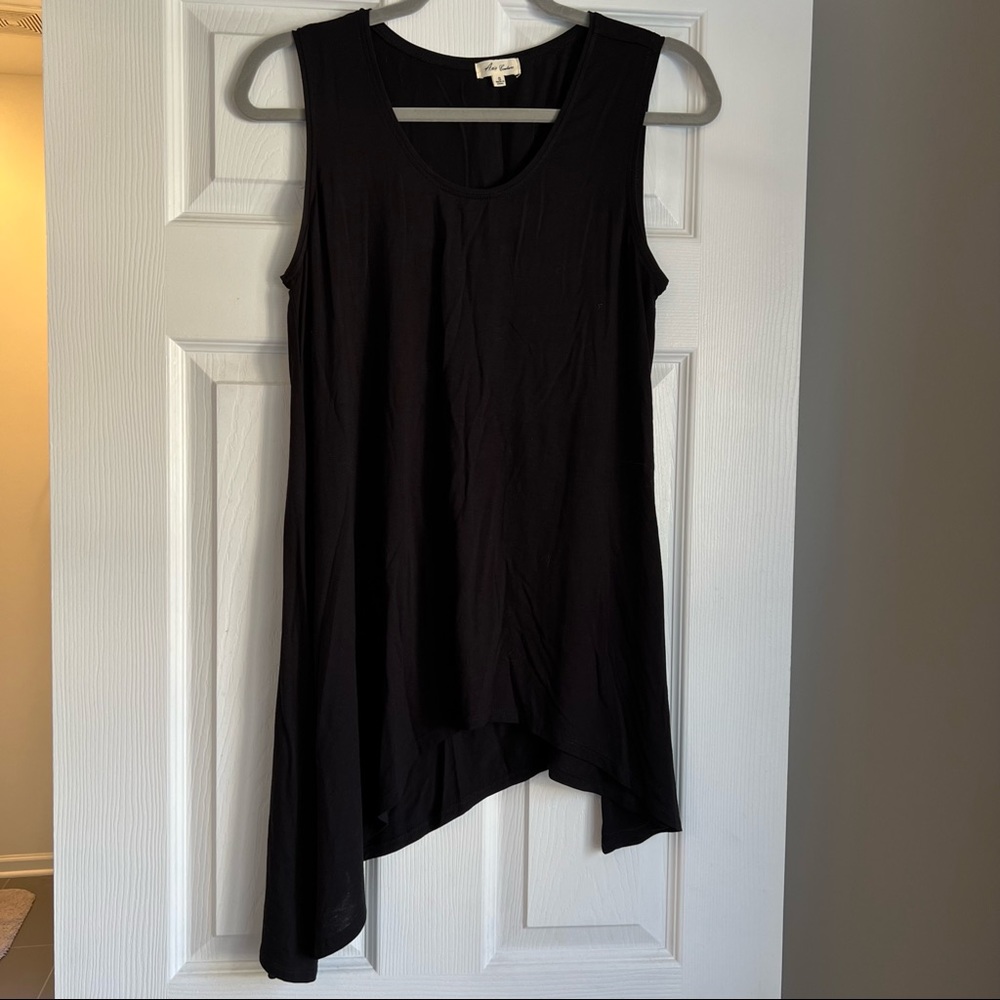Avia Couture black sleeveless top, size small